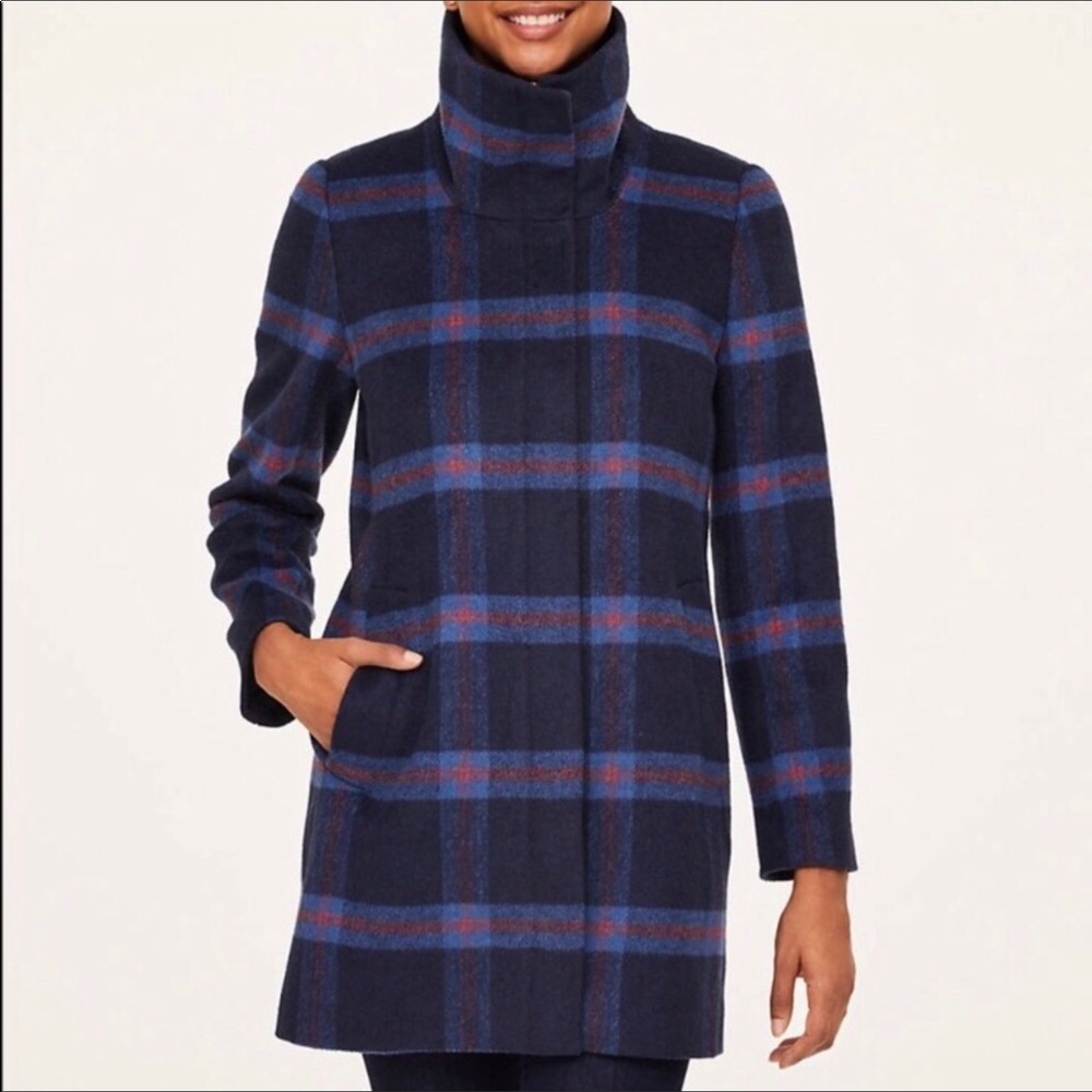 *SOLD*NWT Plaid Funnel Neck Coat szL